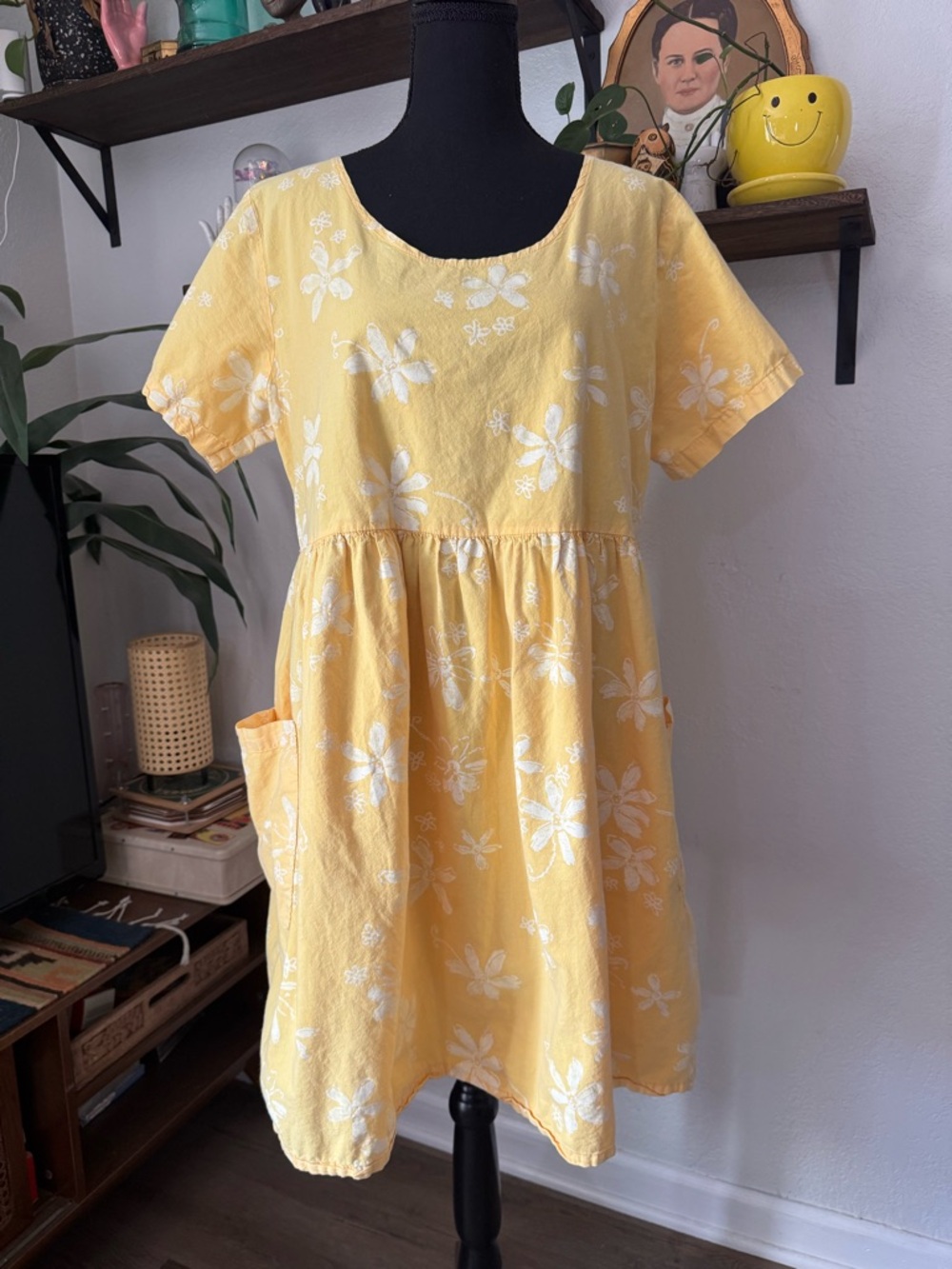 Vintage 90’s Fresh Produce 100% Cotton Yellow Floral Pocket Sun Dress